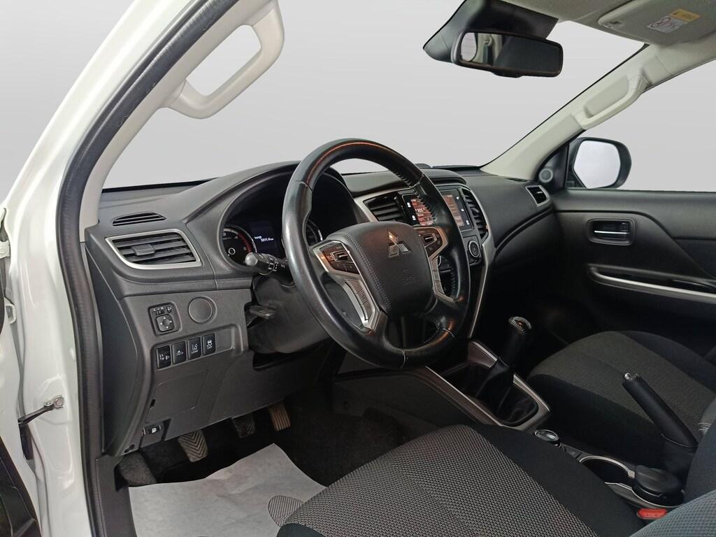 Mitsubishi L200 d.cab 2.3d Intense 4wd 150cv