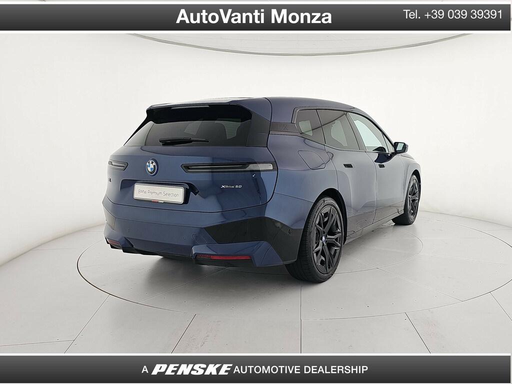 BMW iX xdrive50 pacchetto sportivo