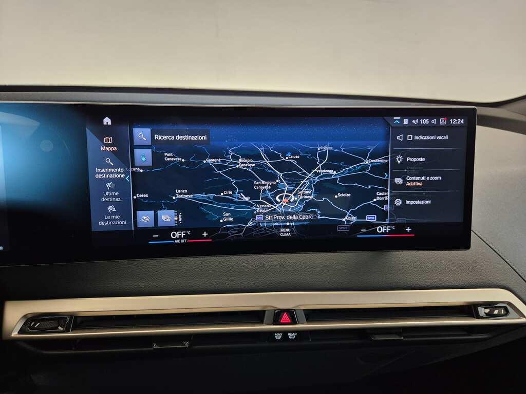 BMW iX xdrive40 pacchetto sportivo