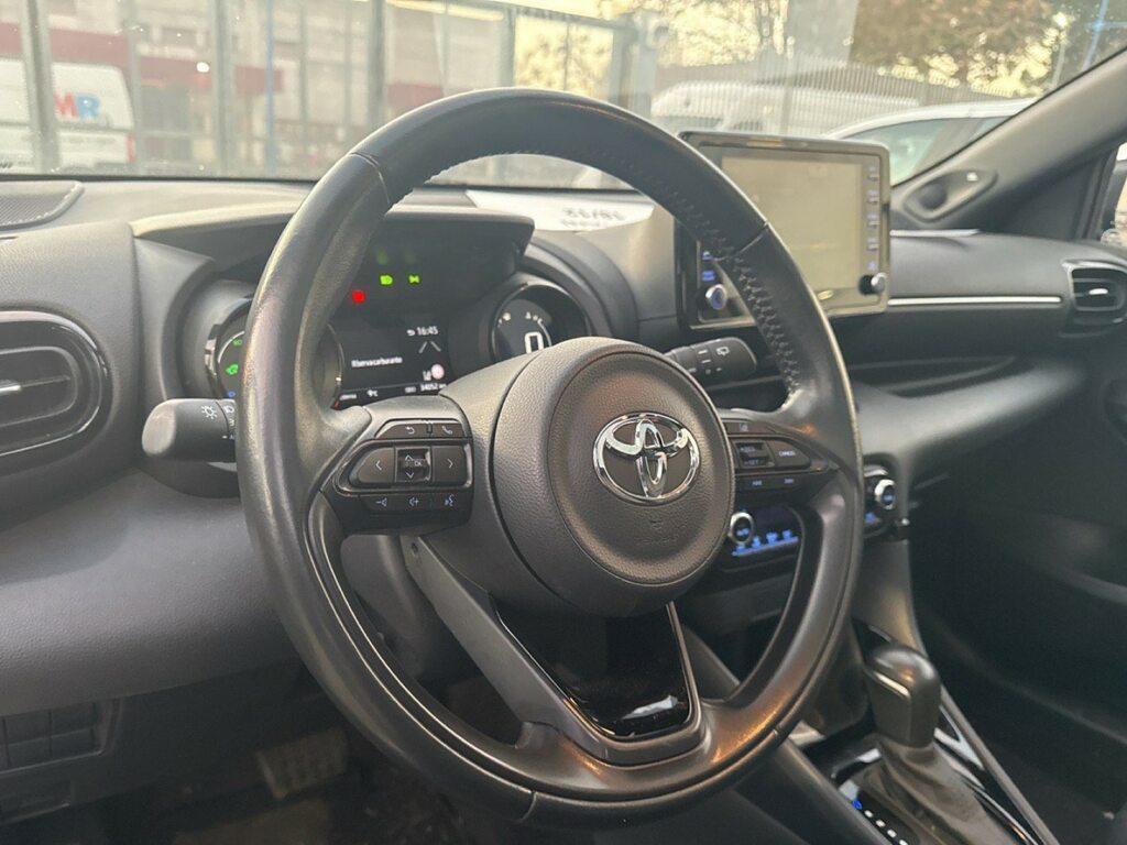 Toyota Yaris 1.5 hybrid Lounge