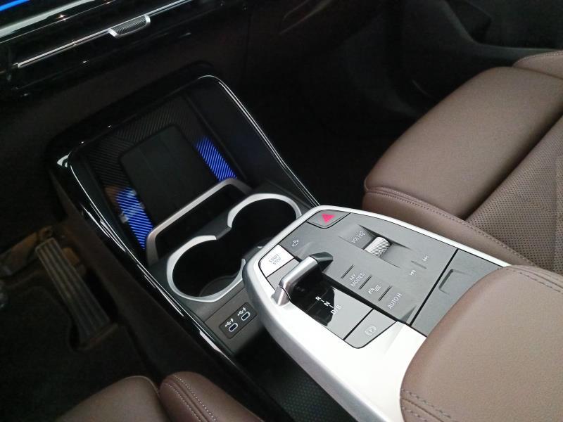 BMW iX1 30 xdrive X-Line