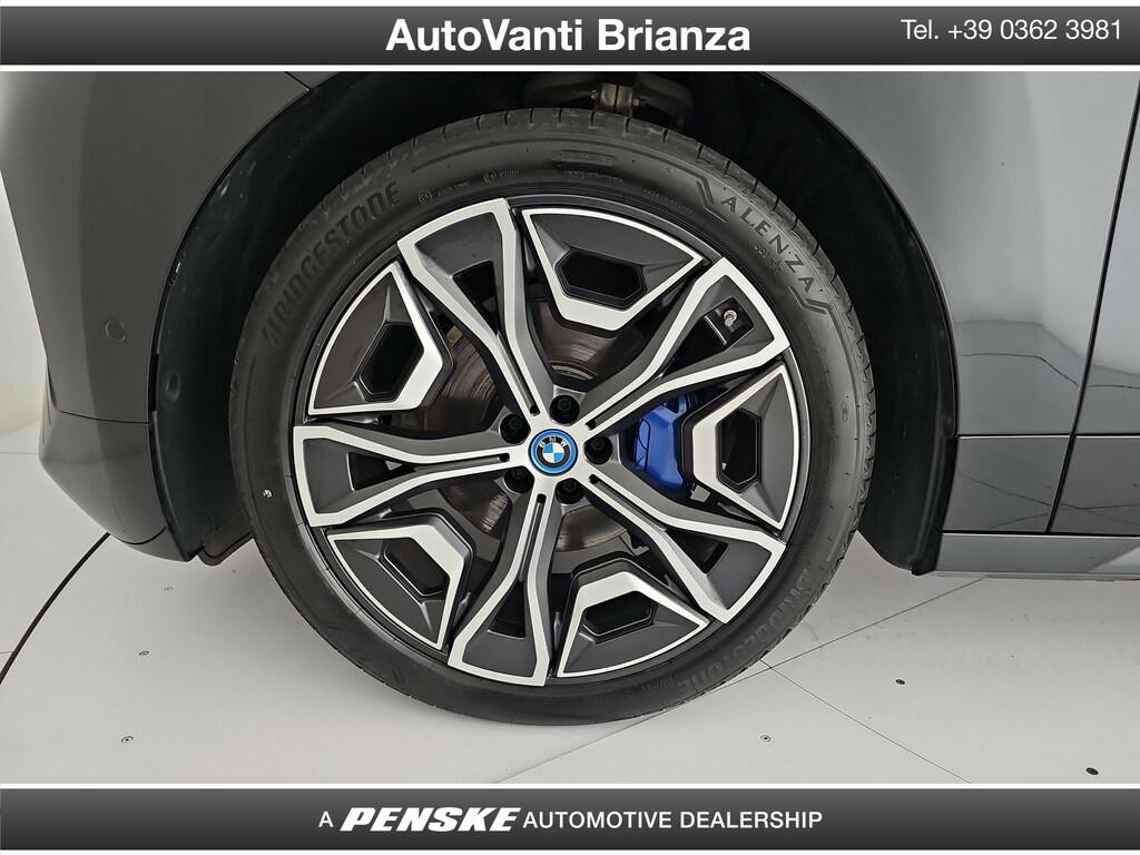 BMW iX xdrive50 pacchetto sportivo