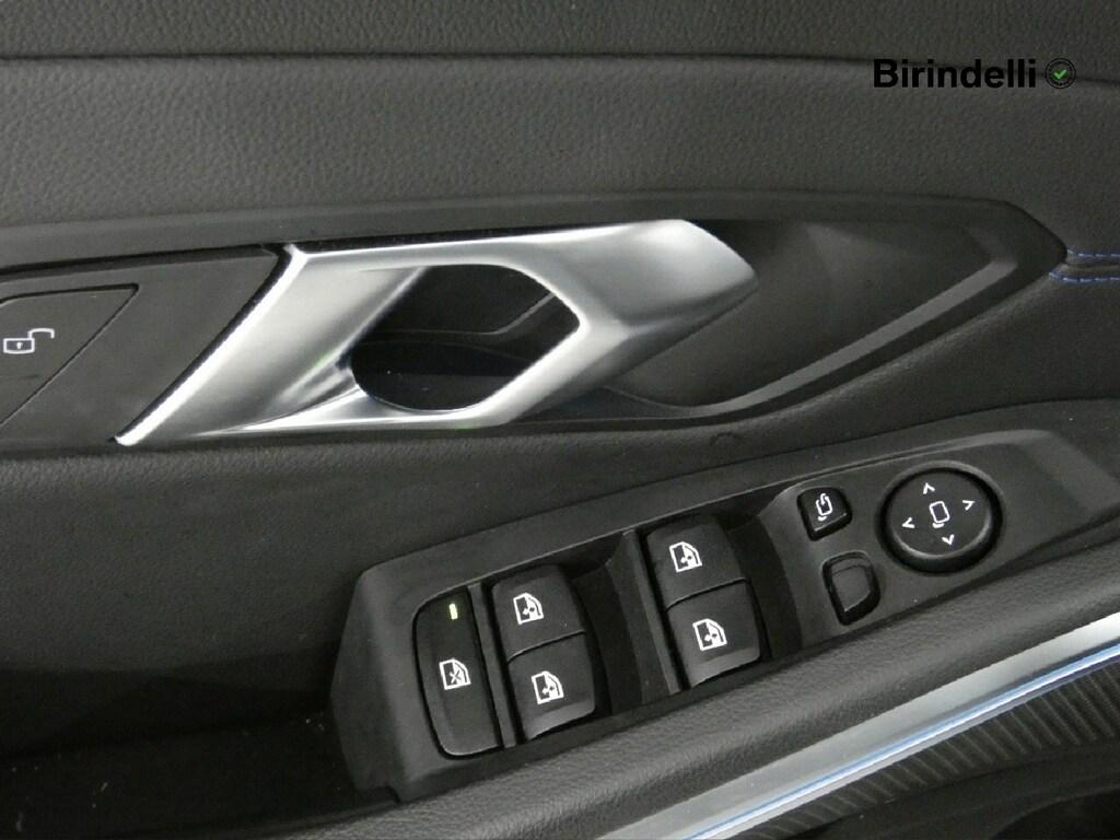 BMW Serie 3 318d Touring mhev 48V auto