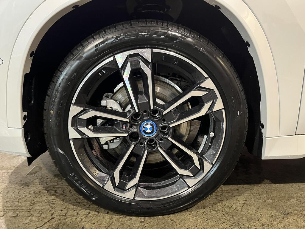 BMW iX1 30 xdrive Msport