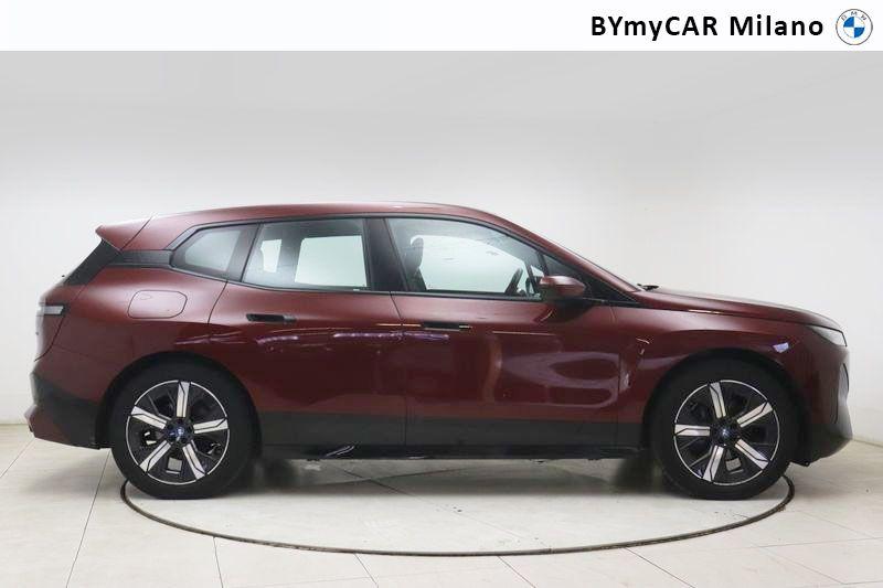 BMW iX xdrive50 pacchetto sportivo