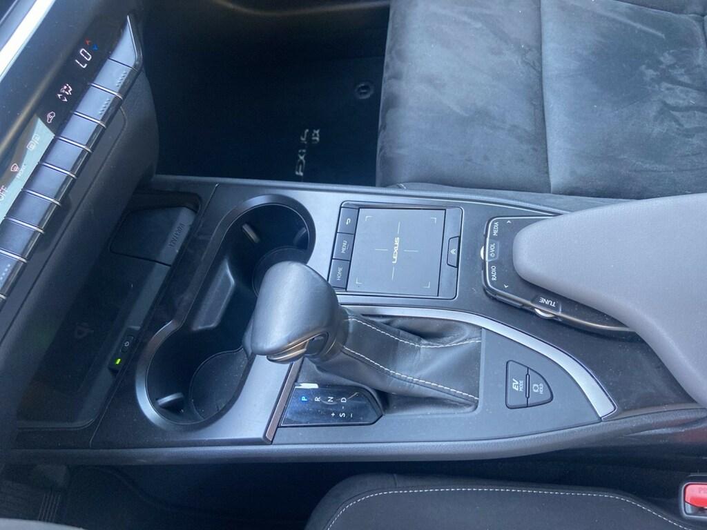 Lexus UX 250h Executive 2wd cvt my20