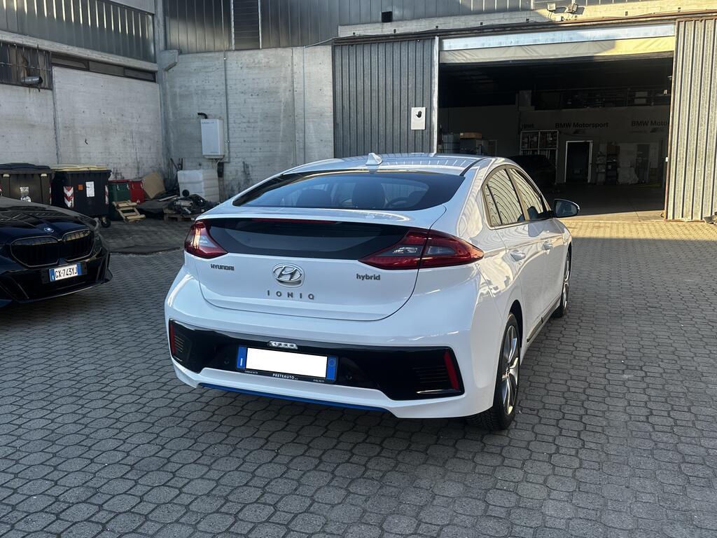 Hyundai Ioniq 1.6 hybrid Style 6dct my19