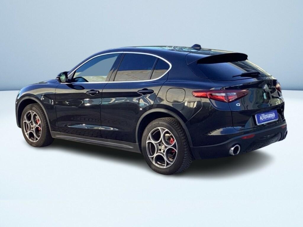 Alfa Romeo Stelvio 2.2 t Executive Q4 210cv auto my19