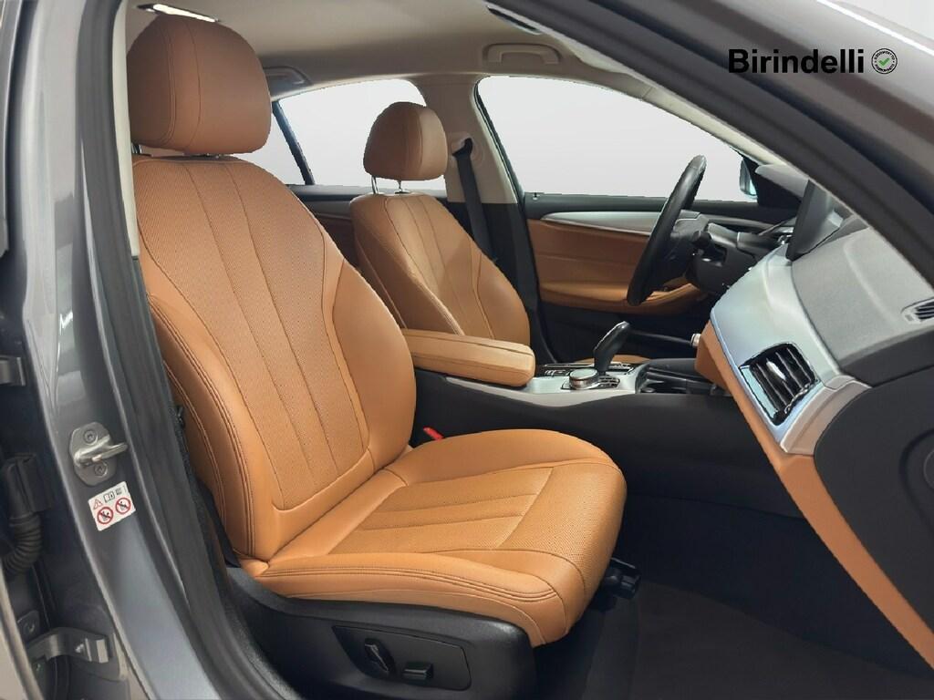 BMW Serie 5 520d mhev 48V xdrive Business auto