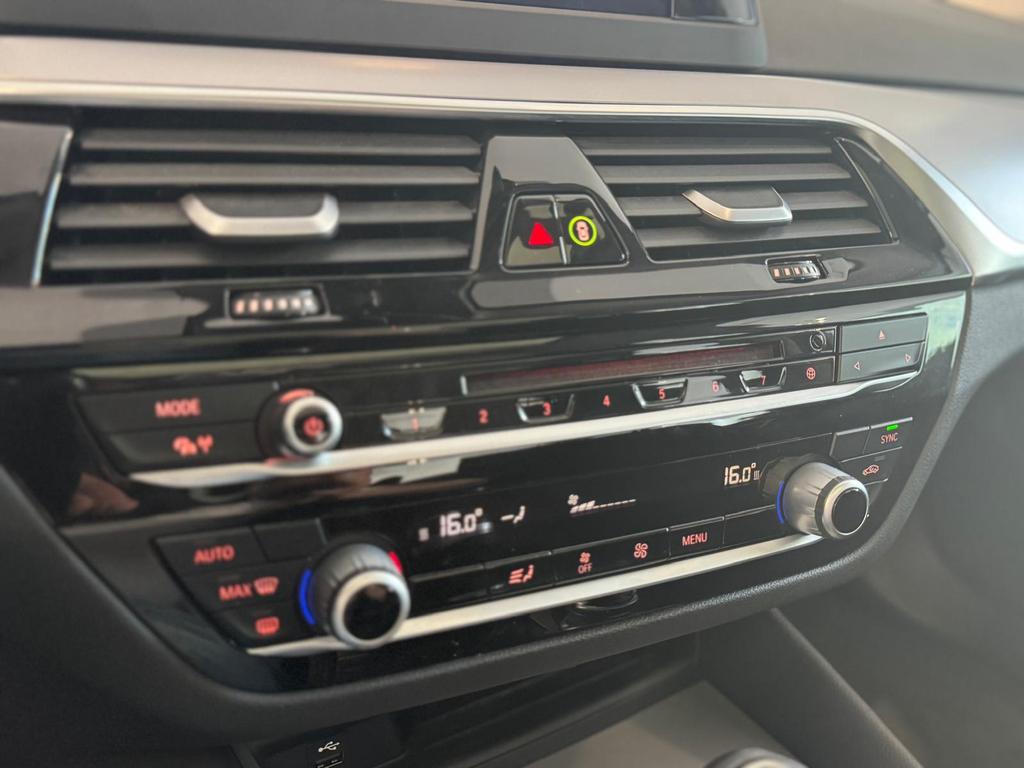 BMW Serie 5 520d Business