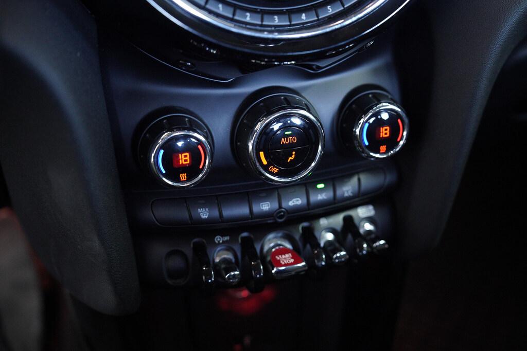 Mini Cooper D 1.5 TwinPower Turbo Cooper D DCT