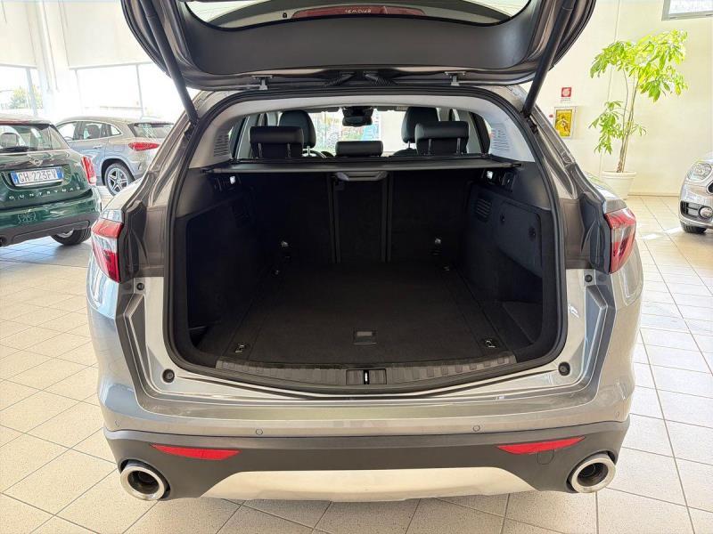 Alfa Romeo Stelvio 2.2 t Executive Q4 210cv auto my19