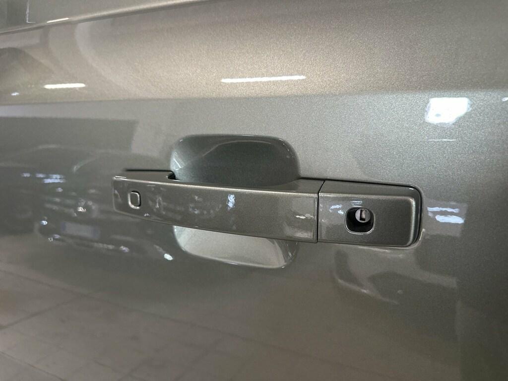 Land Rover Defender 90 3.0d i6 mhev X-Dynamic SE awd 200cv auto