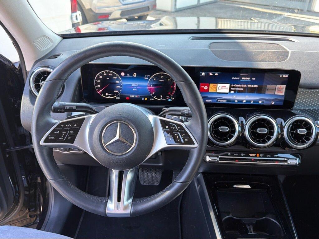 Mercedes GLB 180 d Progressive Advanced auto