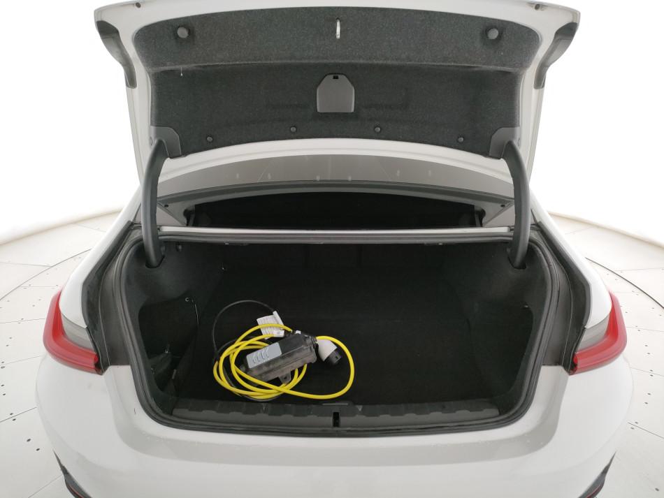 BMW Serie 3 330e Business Advantage auto