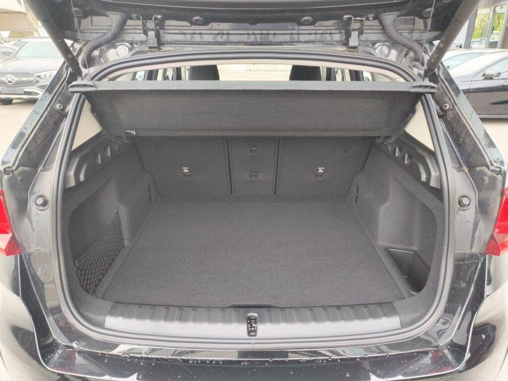 BMW X1 sdrive20i mhev 48V auto