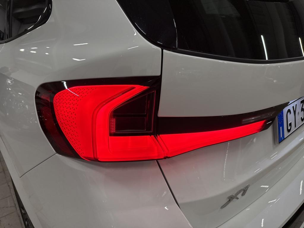 BMW X1 xdrive20d mhev 48V MSport Pro auto