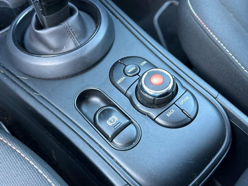Mini Cooper D Countryman 2.0 TwinPower Turbo Cooper D Boost Steptronic