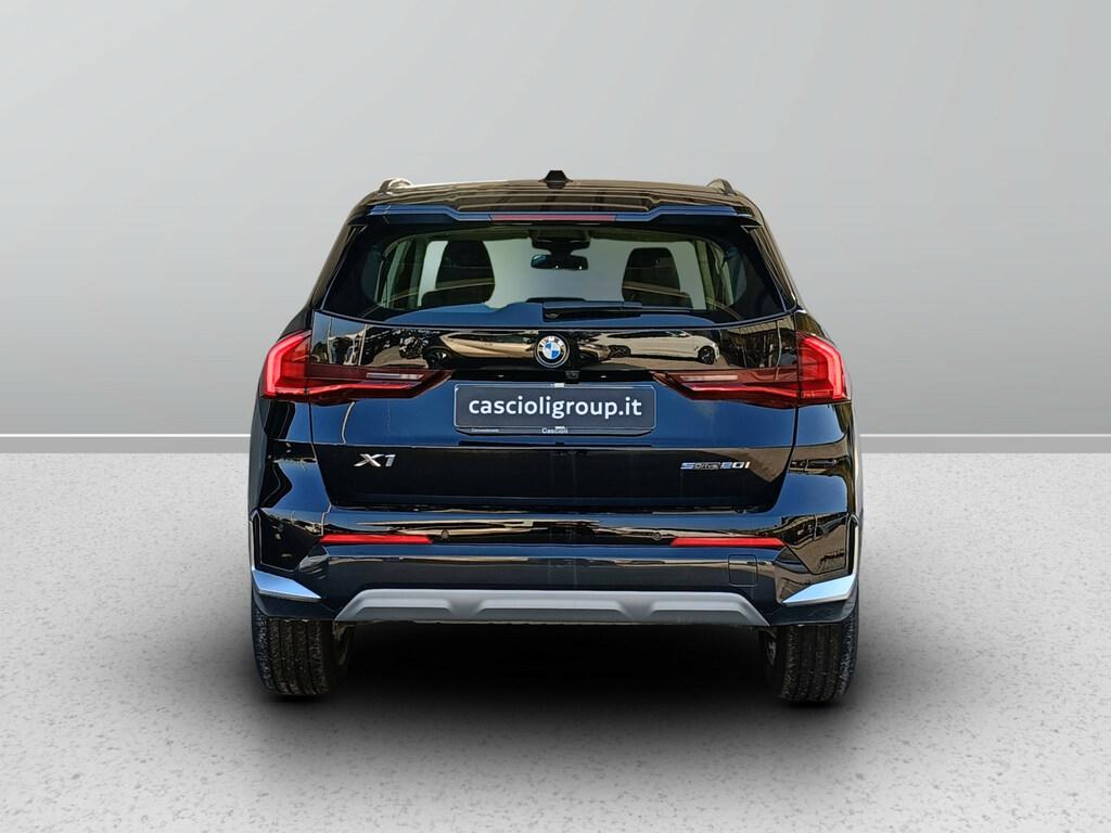BMW X1 sdrive20i mhev 48V X-Line auto