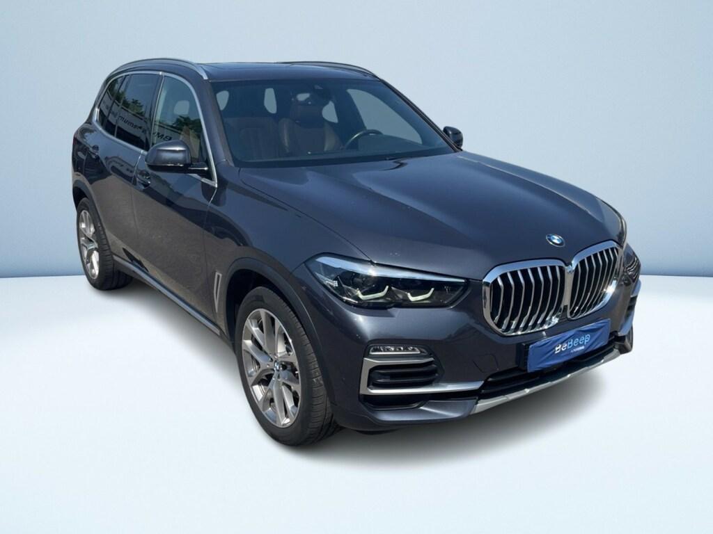 BMW X5 xdrive30d mhev 48V xLine auto