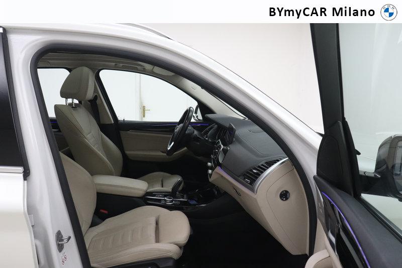 BMW X3 xdrive20d mhev 48V xLine auto