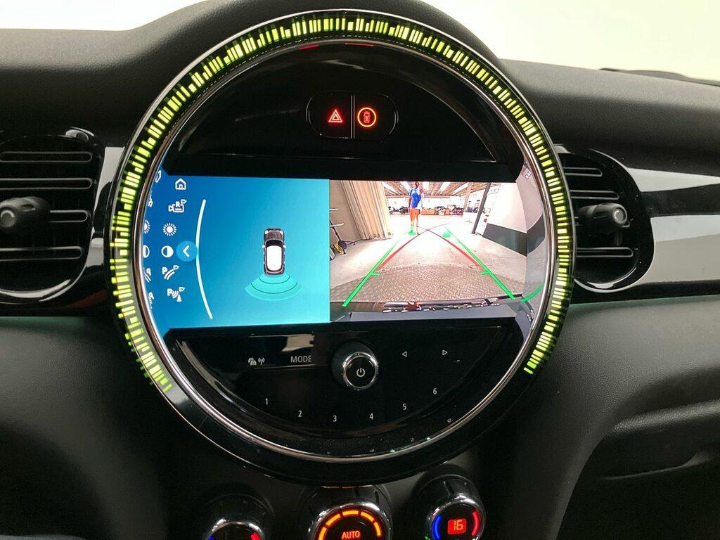 Mini Cooper 1.5 TwinPower Turbo Cooper Business DCT