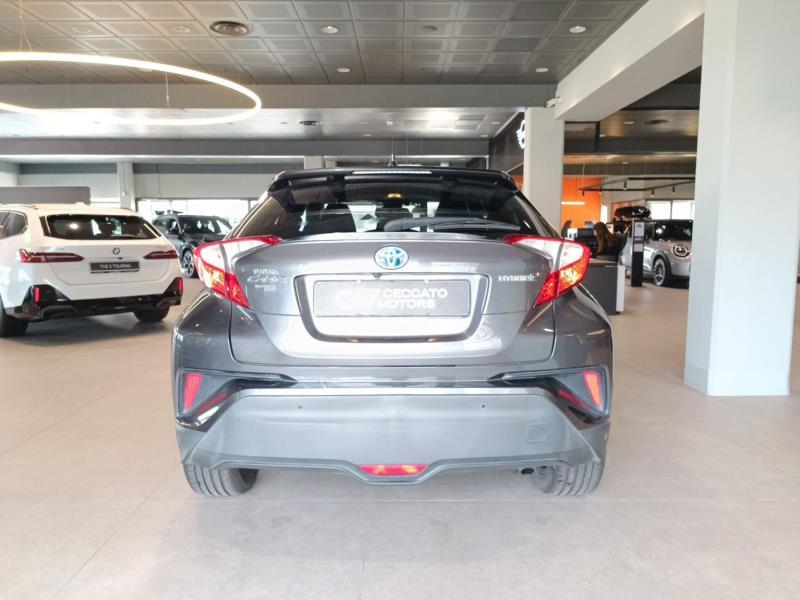Toyota C-HR 1.8h Lounge 2wd e-cvt