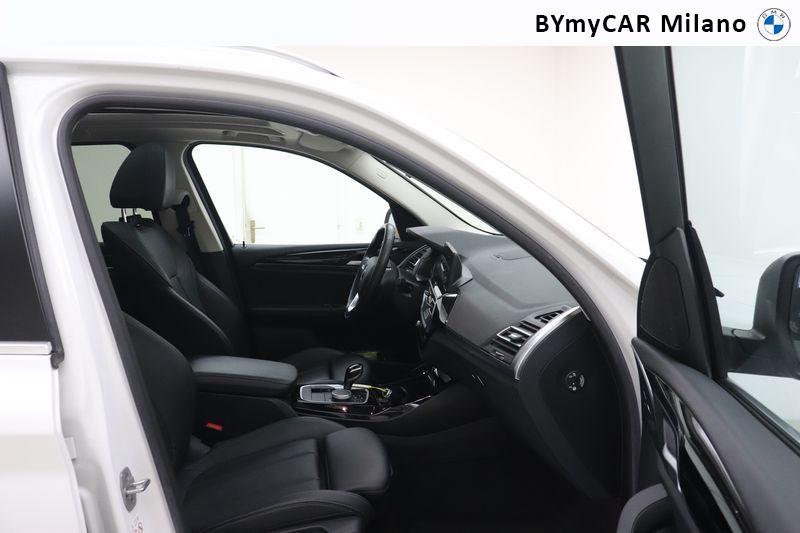 BMW X3 xdrive20d mhev 48V auto