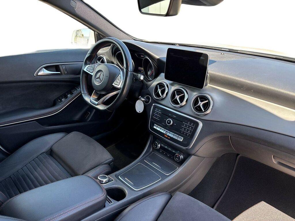 Mercedes GLA 200 Premium auto