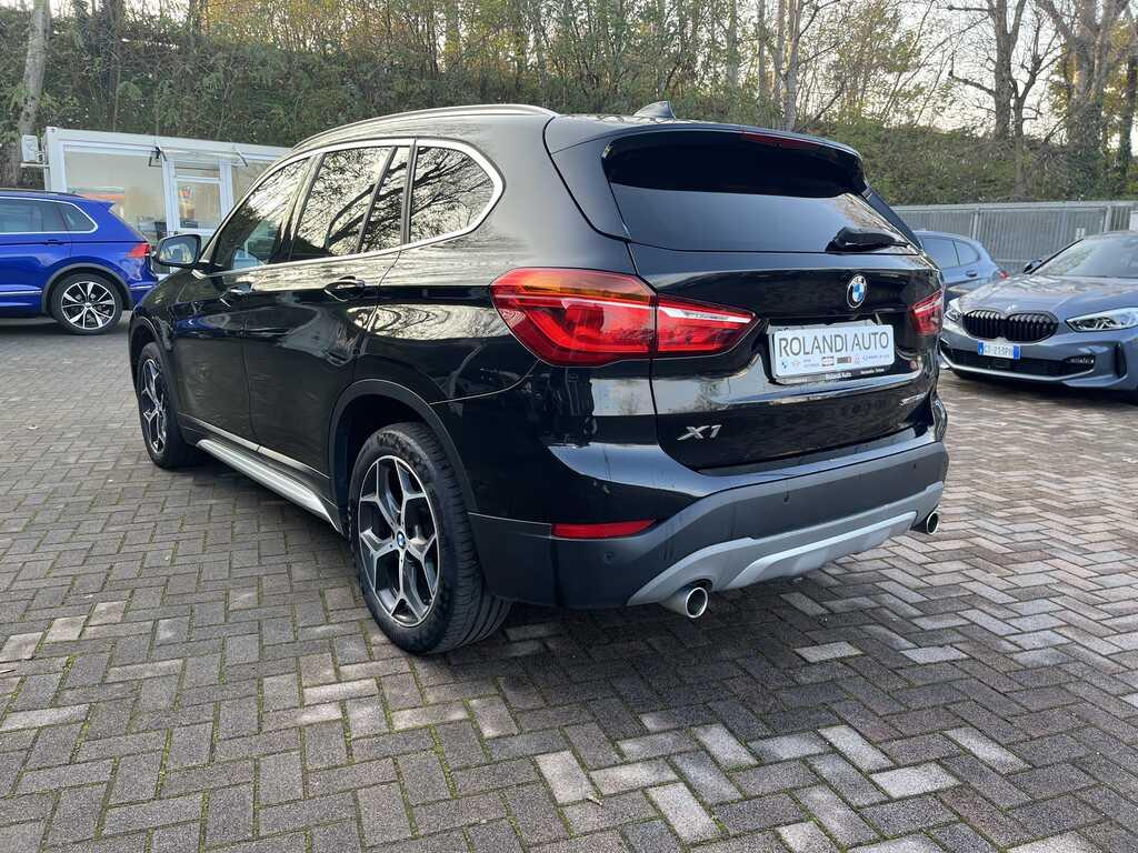 BMW X1 sdrive18d xLine auto my18