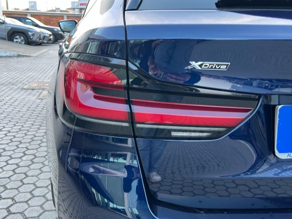 BMW Serie 5 520d Touring mhev 48V xdrive Luxury auto