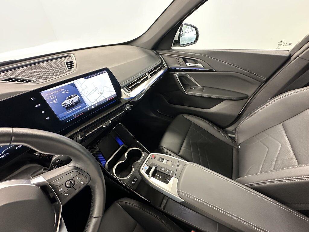 BMW iX1 edrive 20 X-Line