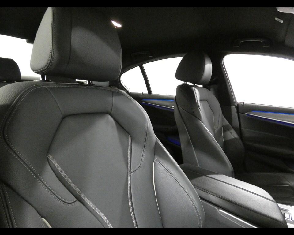 BMW Serie 5 520d mhev 48V xdrive Msport auto
