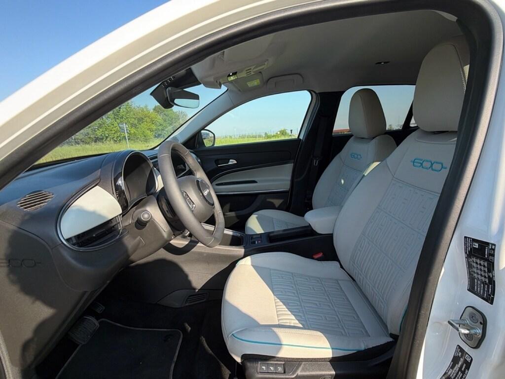 Fiat 600 1.2 hybrid La Prima