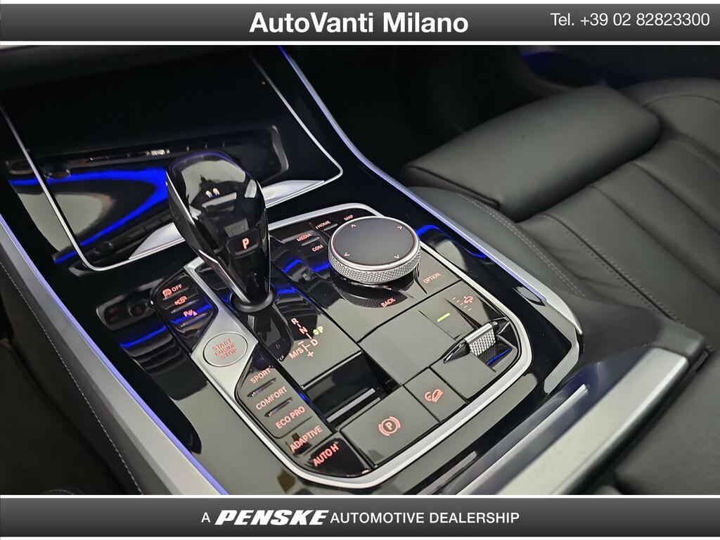 BMW X5 xdrive30d mhev 48V xLine auto