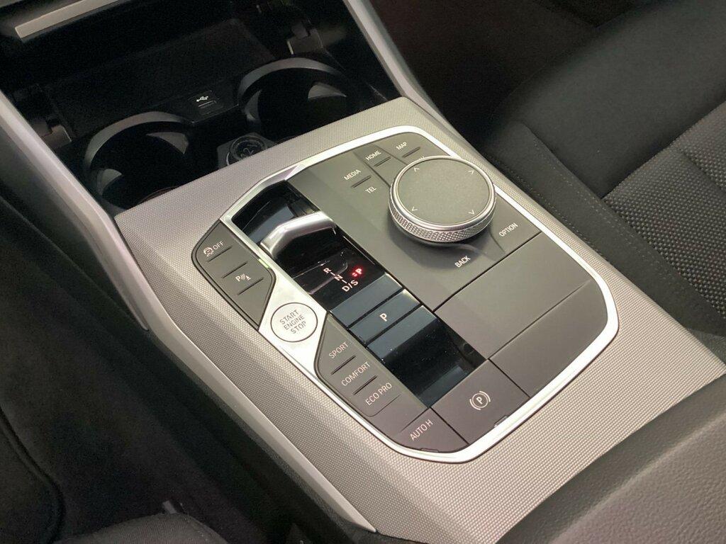 BMW Serie 3 316d Touring mhev 48V auto