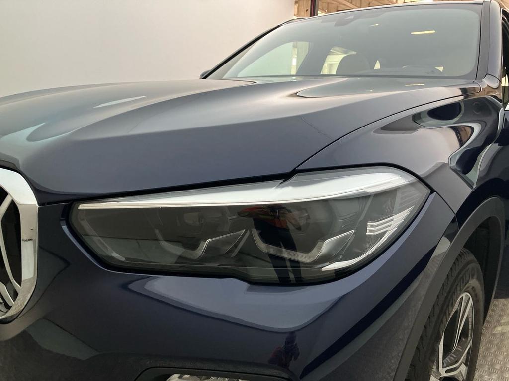 BMW X5 xdrive30d mhev 48V Business auto