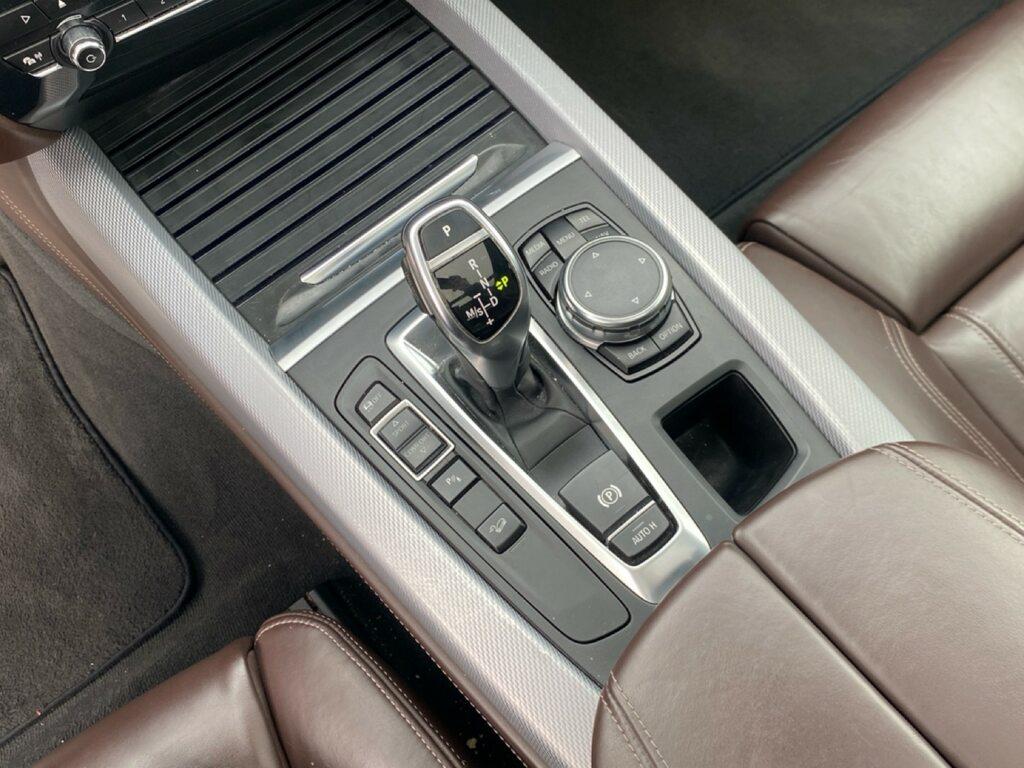 BMW X5 xdrive30d Experience 258cv auto