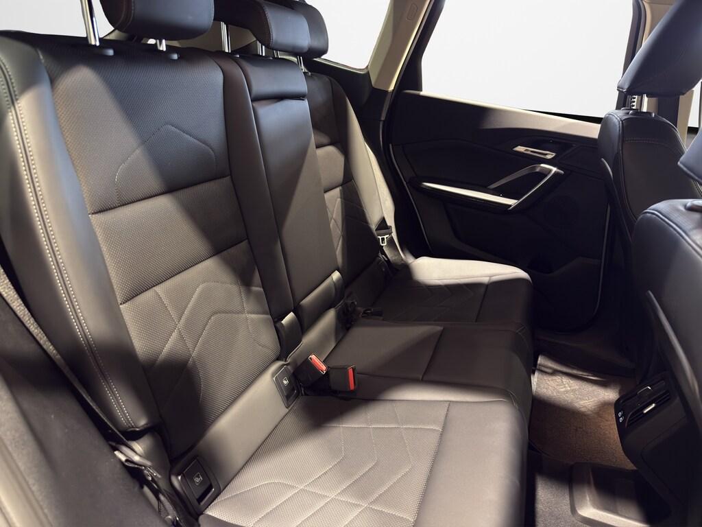 BMW iX1 edrive 20 X-Line