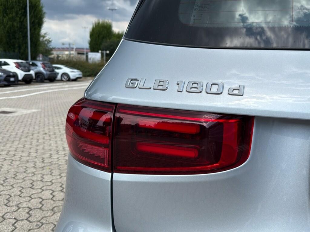 Mercedes GLB 180 d Progressive Advanced auto