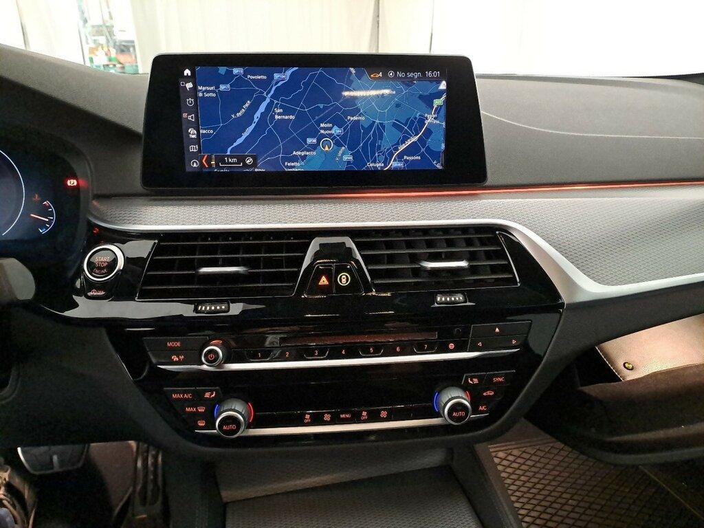 BMW Serie 5 520d Touring Msport auto
