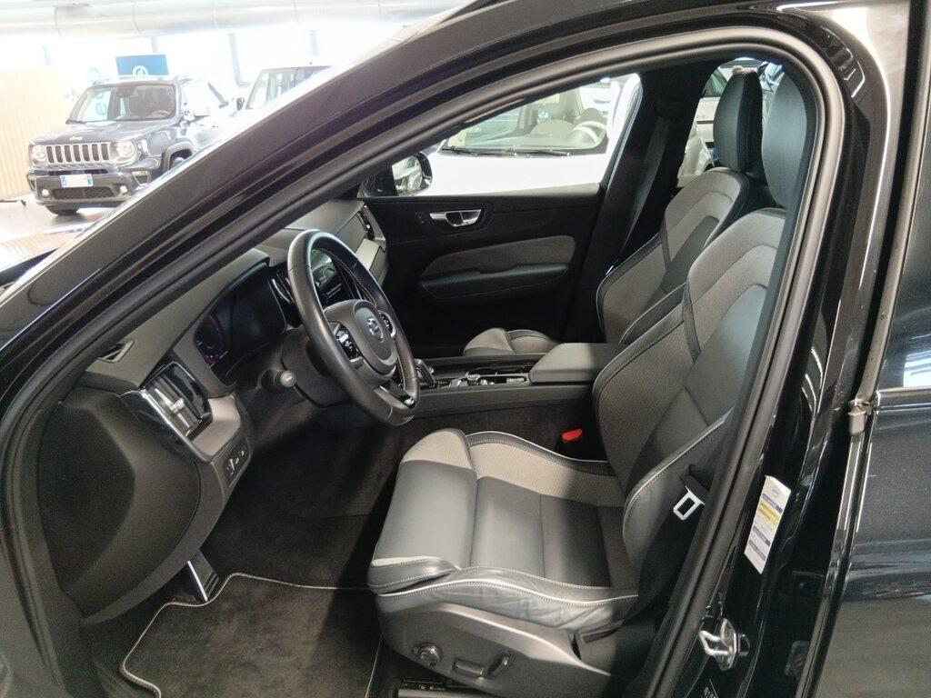 Volvo XC60 2.0 T6 plug-in Hybrid R-design awd auto