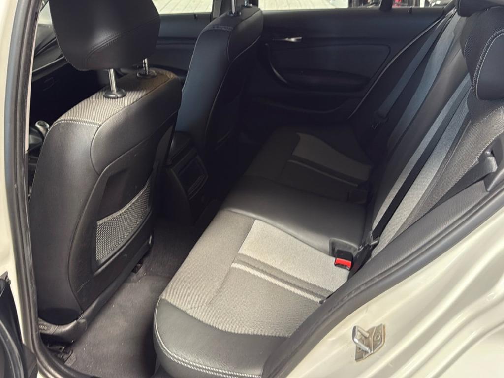 BMW Serie 1 118d Urban 5p