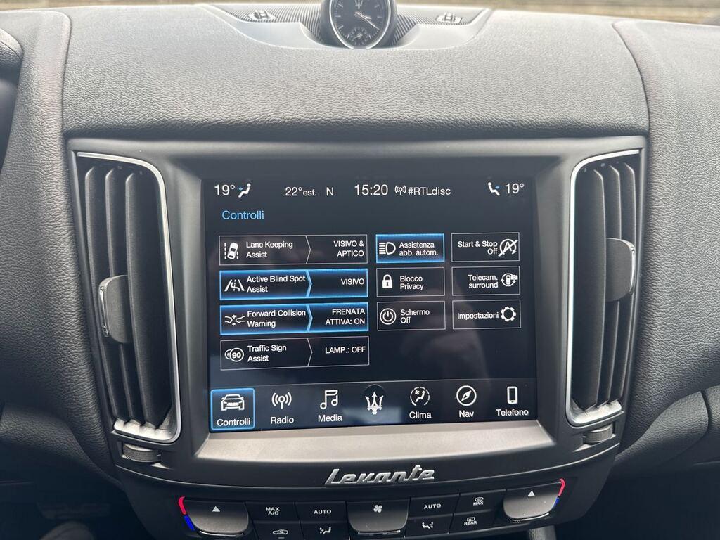 Maserati Levante 3.0 V6 Gransport 250cv auto my20