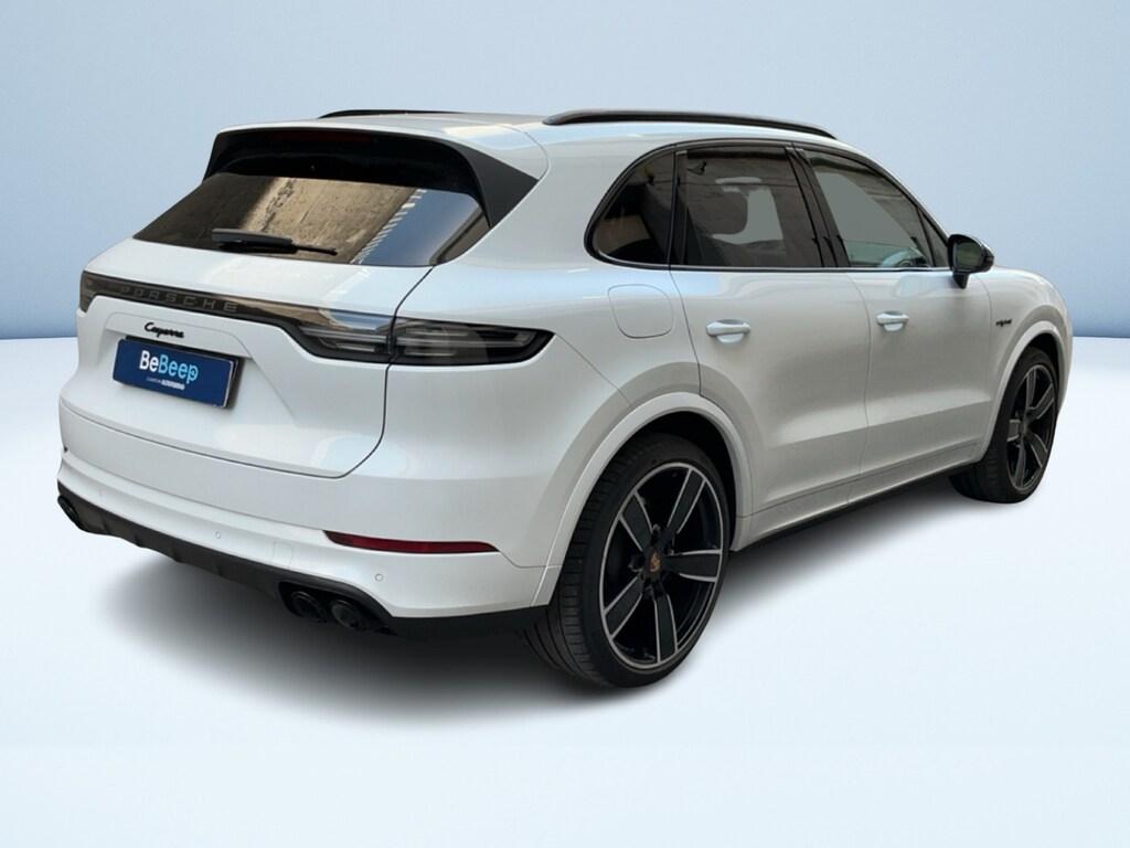 Porsche Cayenne 3.0 e-hybrid tiptronic