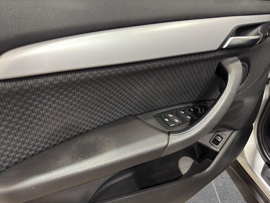 BMW X1 sdrive18i Advantage 136cv auto