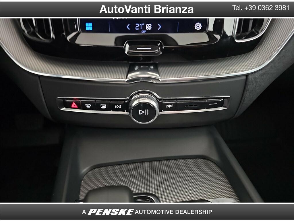 Volvo XC60 2.0 T6 recharge plug-in hybrid Inscription awd auto