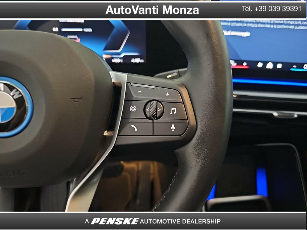 BMW iX1 edrive 20 X-Line