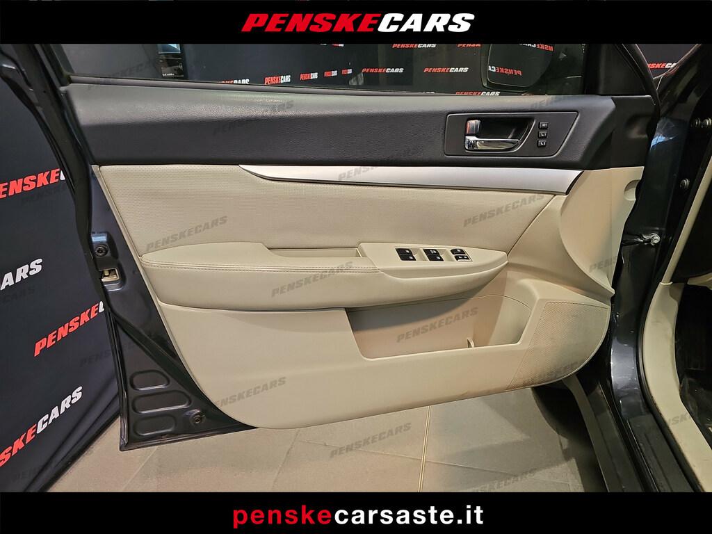 Subaru Outback 2.5i Exclusive lineartronic