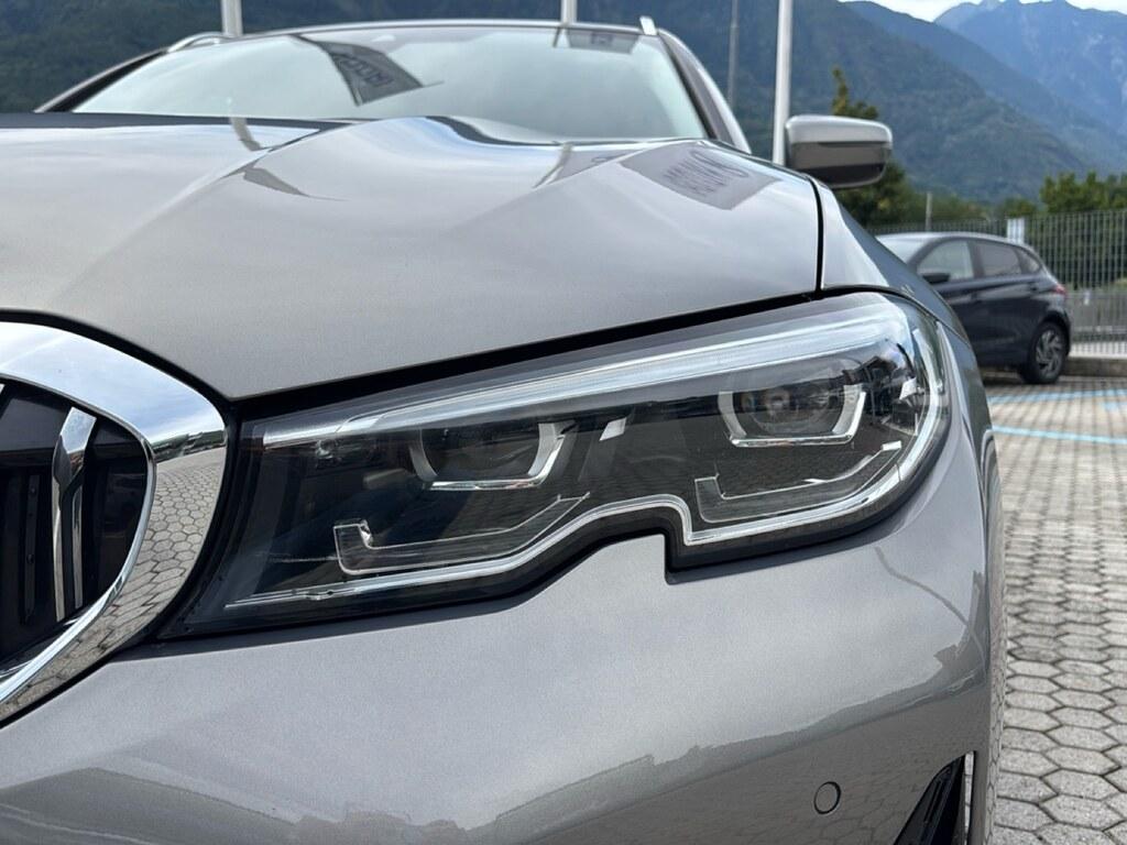 BMW Serie 3 320d Touring mhev 48V xdrive Luxury auto